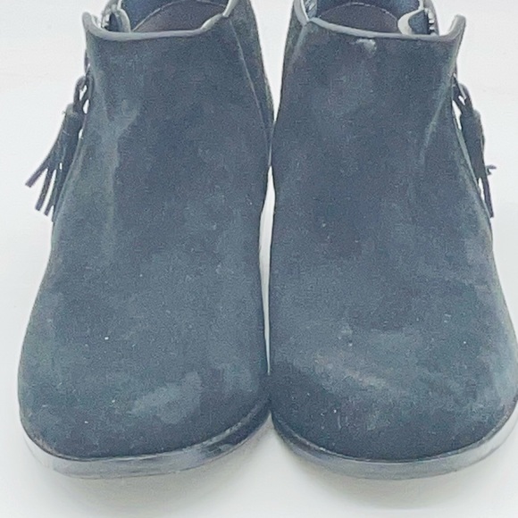 VIONIC Suede Size 8.5 Serena Black Ankle Boots Side Zipper Westen Boot - Picture 9 of 9